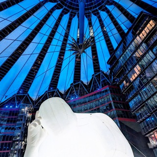 Крошка Берлинской Стены