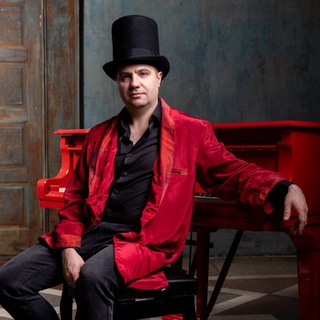 МАМОНОВ - каверы на пианино