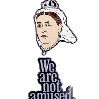 Шла собака по роялям